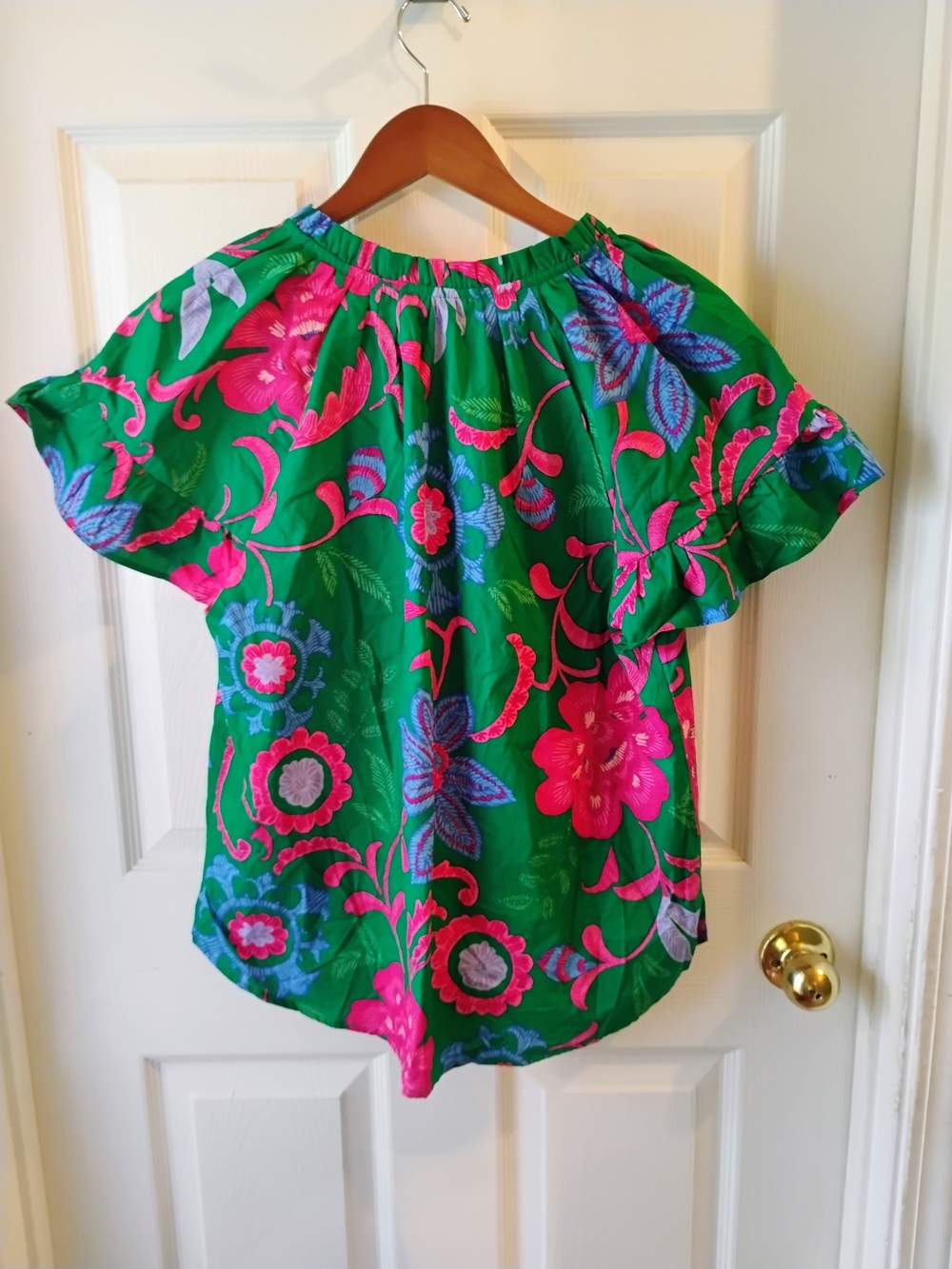 Sugarlips Green Floral Flutter Sleeve Blouse - Picture 3 of 4